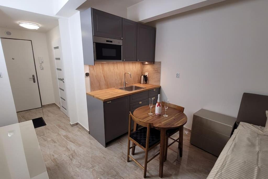 פראג Luxusni Apartman Nedaleko Centra מראה חיצוני תמונה